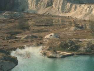 Naturlandschaft im ehemaligen Kalkabbaubereich